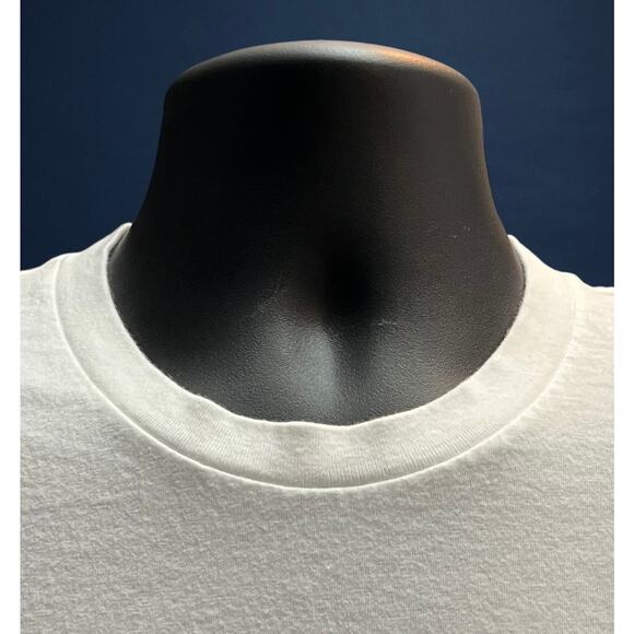 Disney Little Mermaid Ariel & Prince Eric Dancing T-Shirt - Size M Next Level - Picture 4 of 8